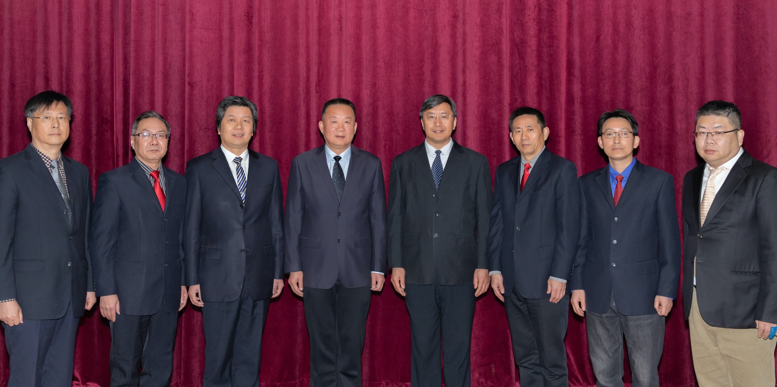 打造中國(guó)一流的專(zhuān)業(yè)化工物流企業(yè)